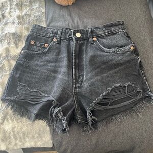 Black high rise jean shorts - Zara